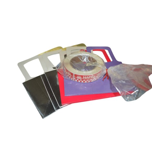 Vintage 80s Birthday Party Supply Bundle Christmas Valentines Plates Nostalgic - Picture 4 of 6